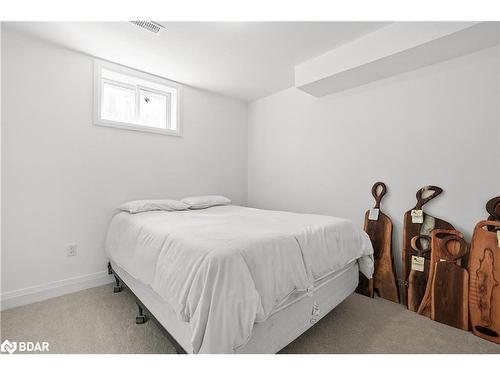 105 Wessenger Drive, Barrie, ON - Indoor Photo Showing Bedroom