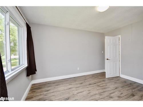 419 Forest Avenue S, Orillia, ON - Indoor Photo Showing Other Room