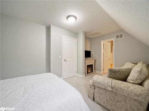 8-5 Invermara Court Court, Orillia, ON - Indoor Photo Showing Bedroom