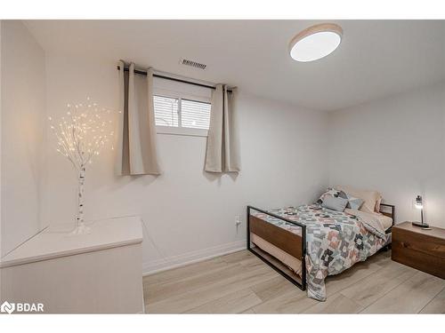 59 Lankin Boulevard, Orillia, ON - Indoor Photo Showing Bedroom