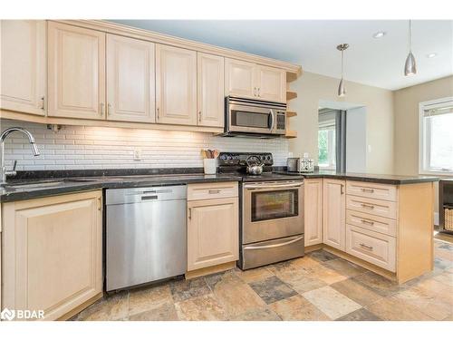 1 Pine Spring, Barrie, ON - Indoor Photo Showing Kitchen