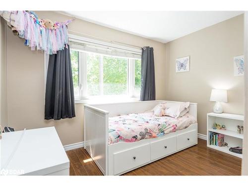 1 Pine Spring, Barrie, ON - Indoor Photo Showing Bedroom