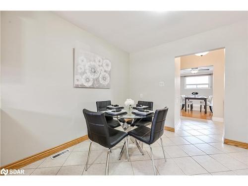 107 Linkdale Road, Brampton, ON - Indoor Photo Showing Dining Room