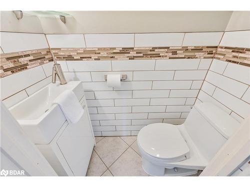 107 Linkdale Road, Brampton, ON - Indoor Photo Showing Bathroom