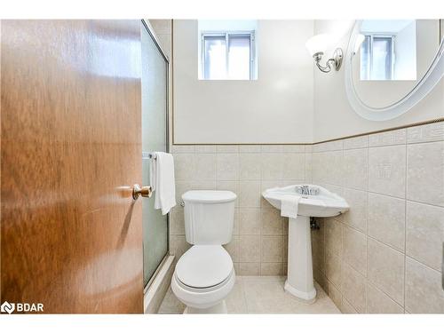 107 Linkdale Road, Brampton, ON - Indoor Photo Showing Bathroom