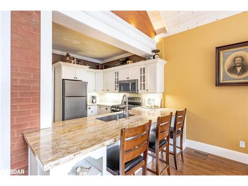 54 Nelson Street W, Alliston, ON - Indoor Photo Showing Kitchen