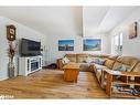 23 Metcalf Crescent, New Tecumseth, ON  - Indoor Photo Showing Living Room 