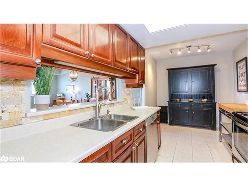 1603-75 Ellen Street, Barrie, ON - Indoor Photo Showing Kitchen With Double Sink