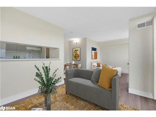 701-75 Ellen Street, Barrie, ON - Indoor Photo Showing Living Room