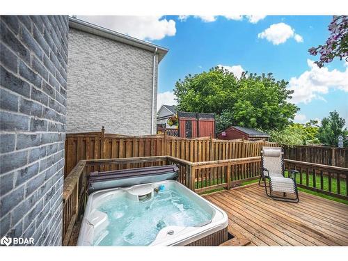 4 Whispering Pine Place, Barrie, ON - Outdoor With Deck Patio Veranda With Exterior