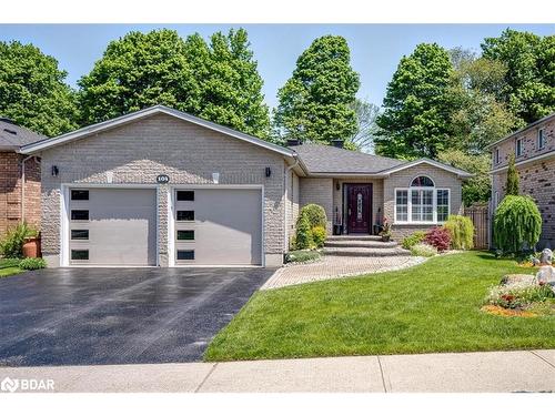 104 Crompton Drive, Barrie, ON - Outdoor With Facade