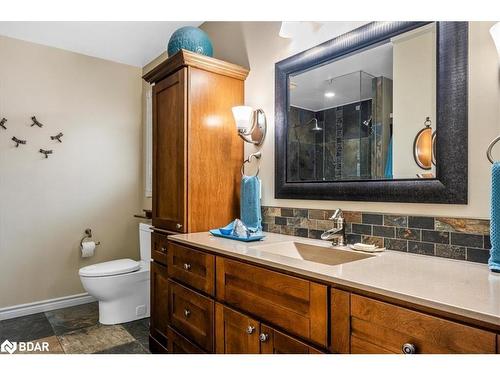 104 Crompton Drive, Barrie, ON - Indoor Photo Showing Bathroom