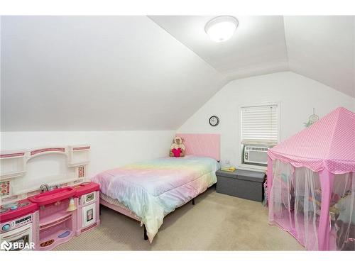 345 East Street, Orillia, ON - Indoor Photo Showing Bedroom