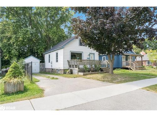 345 East Street, Orillia, ON - Outdoor With Facade