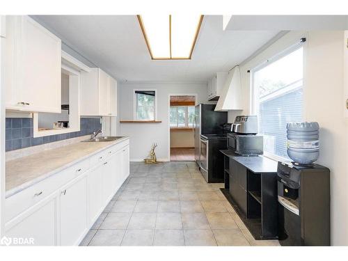 345 East Street, Orillia, ON - Indoor Photo Showing Kitchen With Double Sink