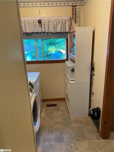 369 Indian Trail, Huntsville, ON - Indoor Photo Showing Laundry Room