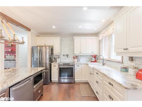 259 Clarke Drive, Peterborough, ON - Indoor Photo Showing Kitchen