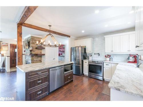 259 Clarke Drive, Peterborough, ON - Indoor Photo Showing Kitchen