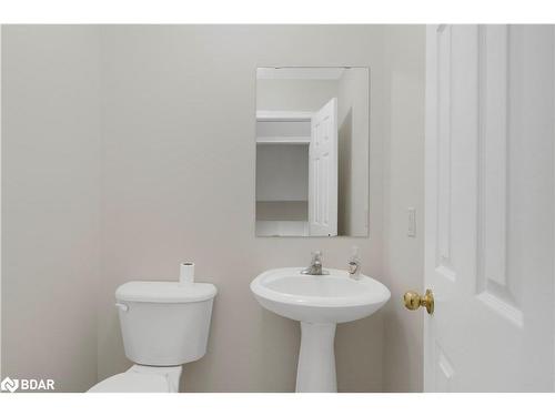 20 Cranberry Lane, Barrie, ON - Indoor Photo Showing Bathroom