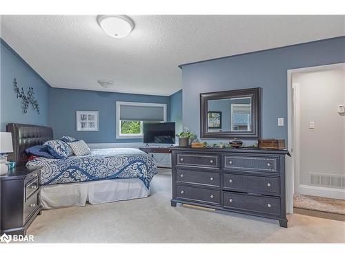 304 Cox Mill Road, Barrie, ON - Indoor Photo Showing Bedroom