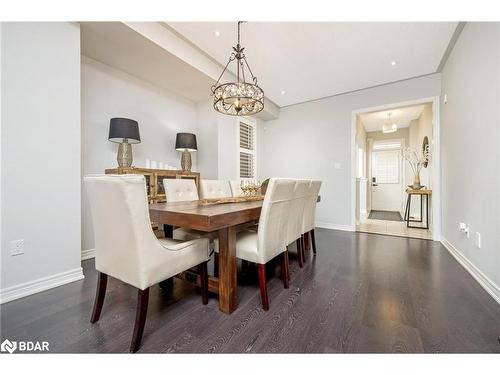 599 Nairn Circle, Milton, ON - Indoor Photo Showing Dining Room