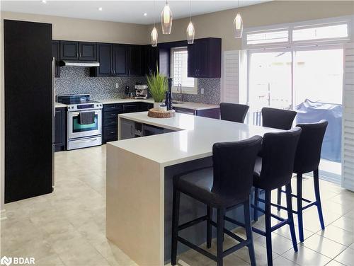 599 Nairn Circle, Milton, ON - Indoor Photo Showing Kitchen