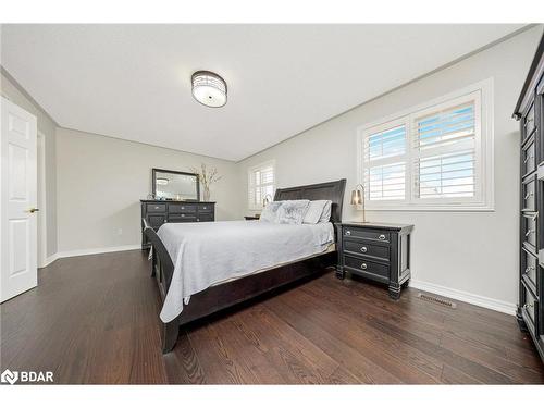 599 Nairn Circle, Milton, ON - Indoor Photo Showing Bedroom