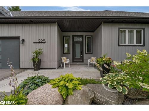 225 Lakeshore Road W, Oro-Medonte, ON - Outdoor