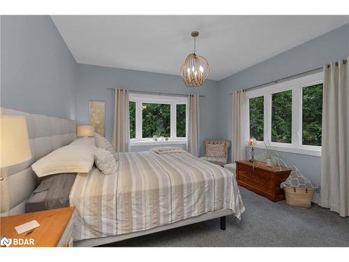 225 Lakeshore Road W, Oro-Medonte, ON - Indoor Photo Showing Bedroom