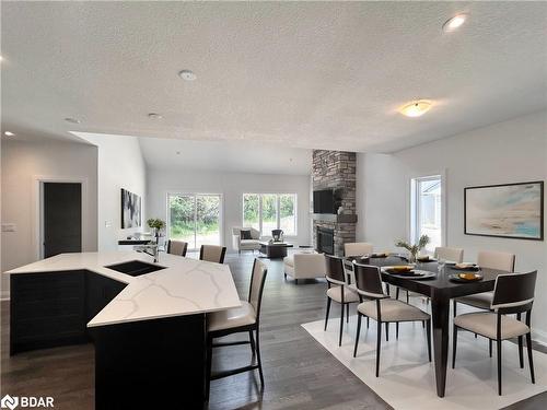 122 Beacon Drive, Thornbury, ON - Indoor Photo Showing Dining Room