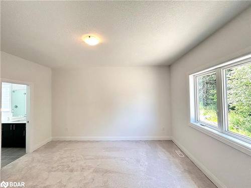 122 Beacon Drive, Thornbury, ON - Indoor Photo Showing Other Room