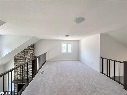 122 Beacon Drive, Thornbury, ON - Indoor Photo Showing Other Room