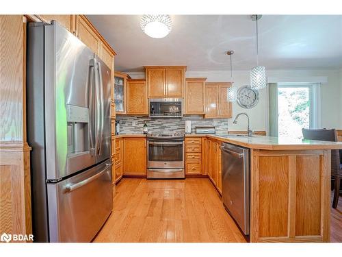 274 Edgehill Drive, Barrie, ON - Indoor Photo Showing Kitchen With Stainless Steel Kitchen