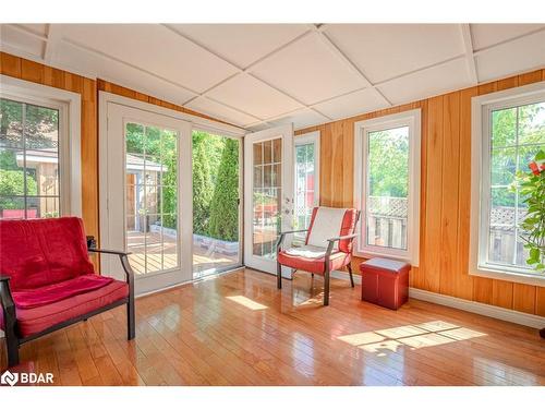 274 Edgehill Drive, Barrie, ON - Indoor Photo Showing Living Room