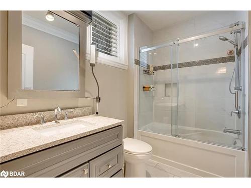 6 Oak Ridge Road, Oro-Medonte, ON - Indoor Photo Showing Bathroom