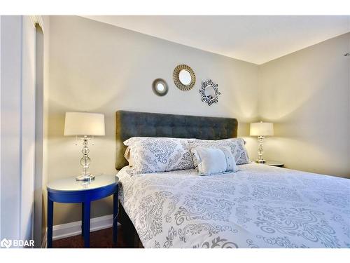 79 Maclaren Avenue, Barrie, ON - Indoor Photo Showing Bedroom