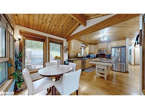 3413 Flat Rapids Lane, Severn, ON - Indoor Photo Showing Dining Room