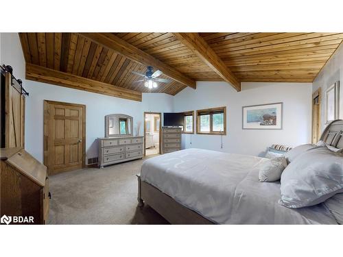 3413 Flat Rapids Lane, Severn, ON - Indoor Photo Showing Bedroom