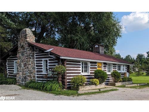 6497 Yonge Street, Churchill, ON - Outdoor With Facade