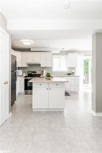 65 Dancy Drive, Orillia, ON - Indoor Photo Showing Kitchen