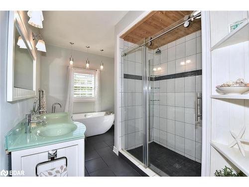 1341 County 45 Road, Hastings, ON - Indoor Photo Showing Bathroom