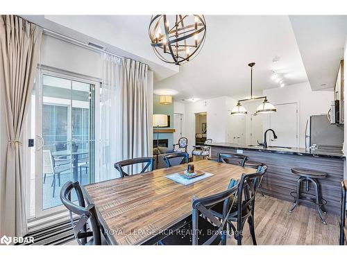 415-40 Horseshoe Boulevard, Oro-Medonte, ON - Indoor Photo Showing Dining Room