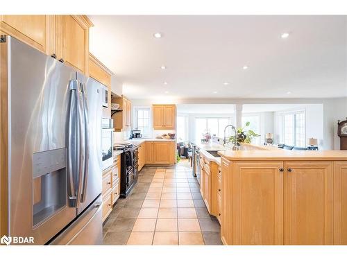 281 Puddicombe Road, Midland, ON - Indoor Photo Showing Kitchen