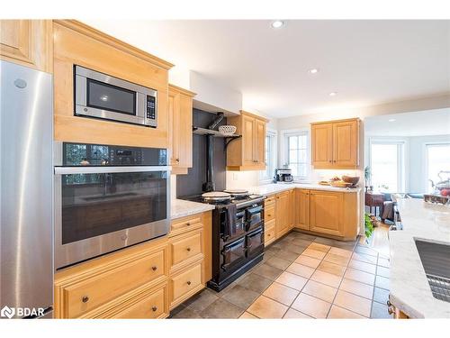 281 Puddicombe Road, Midland, ON - Indoor Photo Showing Kitchen