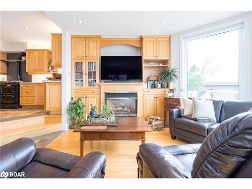 281 Puddicombe Road, Midland, ON - Indoor Photo Showing Living Room With Fireplace