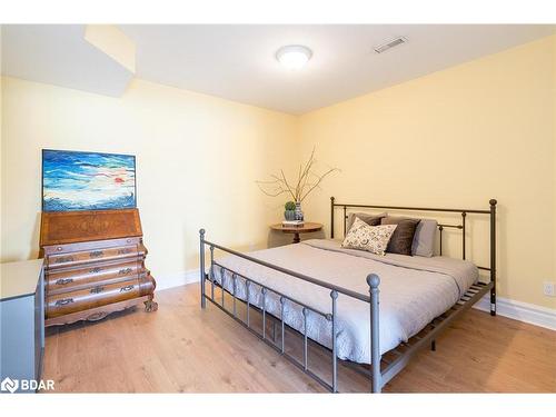 281 Puddicombe Road, Midland, ON - Indoor Photo Showing Bedroom