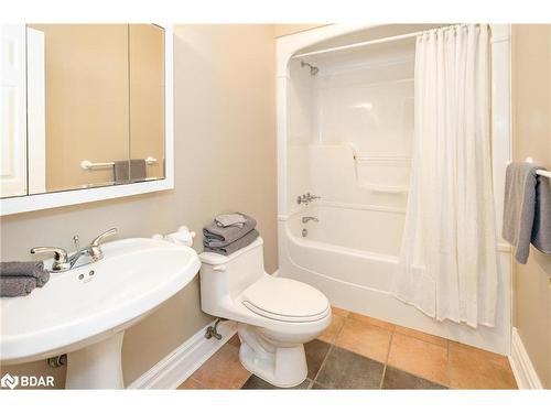 281 Puddicombe Road, Midland, ON - Indoor Photo Showing Bathroom