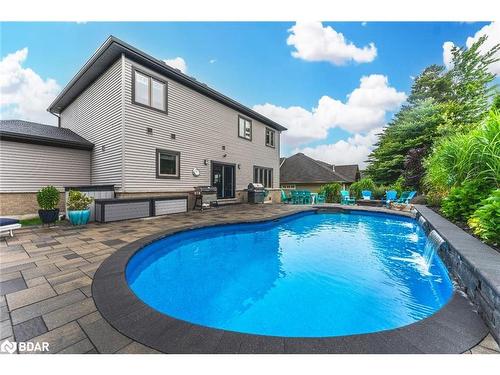 41 Landscape Drive, Oro-Medonte, ON - Outdoor With In Ground Pool With Deck Patio Veranda With Backyard With Exterior