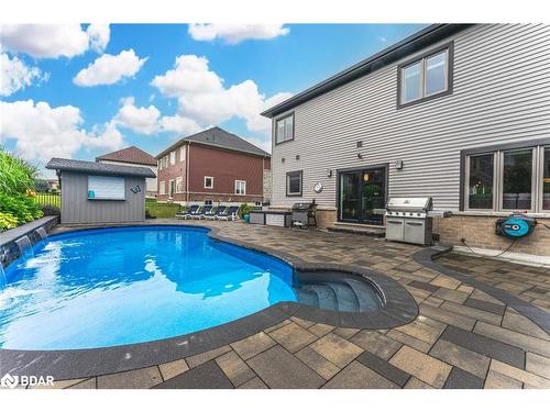 41 Landscape Drive, Oro-Medonte, ON - Outdoor With In Ground Pool With Deck Patio Veranda With Exterior