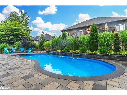 41 Landscape Drive, Oro-Medonte, ON - Outdoor With In Ground Pool With Deck Patio Veranda With Backyard